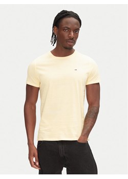 Tommy Jeans T-Shirt DM0DM04411 Żółty Slim Fit ze sklepu MODIVO w kategorii T-shirty męskie - zdjęcie 181238414