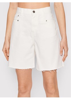 TWINSET Szorty jeansowe 221TT2390 Biały Regular Fit ze sklepu MODIVO w kategorii Szorty - zdjęcie 181244492