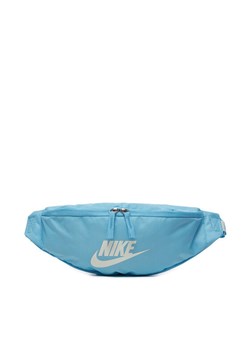 Saszetka nerka Nike DB0490 407 Niebieski ze sklepu eobuwie.pl w kategorii Nerki - zdjęcie 181248050