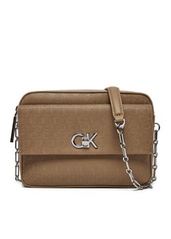 Torebka Calvin Klein Ck Camera Bag W/Pocket_Mono K60K613140 Brązowy ze sklepu eobuwie.pl w kategorii Listonoszki - zdjęcie 181253330