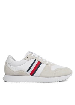 Sneakersy Tommy Hilfiger Runner Evo Mix Ess FM0FM04886 Biały ze sklepu eobuwie.pl w kategorii Buty sportowe męskie - zdjęcie 181254391