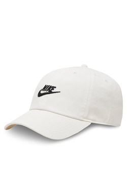 Czapka z daszkiem Nike Club FB5368 Biały ze sklepu eobuwie.pl w kategorii Czapki z daszkiem damskie - zdjęcie 181256520