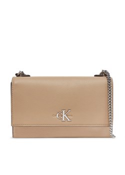 Torebka Calvin Klein Jeans K60K612233 Beżowy ze sklepu eobuwie.pl w kategorii Kopertówki - zdjęcie 181256582