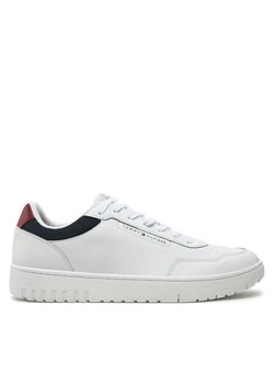 Sneakersy Tommy Hilfiger Th Basket Core Lite Lth FM0FM05369 Biały - id: 0000304423963 - marki Tommy Hilfiger - 181257702 Sneakersy Tommy Hilfiger Th Basket Core Lite Lth FM0FM05369 Biały ze sklepu eobuwie.pl w kategorii Buty sportowe męskie - zdjęcie 181257702