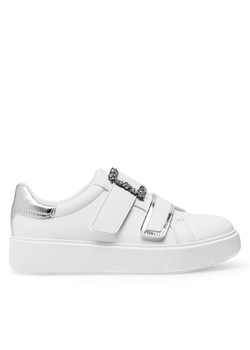 Sneakersy Eva Minge WYL3358-7 Biały ze sklepu eobuwie.pl w kategorii Trampki damskie - zdjęcie 181259893