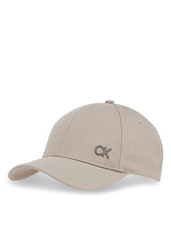 Czapka z daszkiem Calvin Klein Bombed Metal K50K512349 Beżowy ze sklepu eobuwie.pl w kategorii Czapki z daszkiem męskie - zdjęcie 181261512
