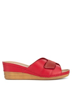 Klapki Go Soft ARC-2309-07 Czerwony - id: 5905588634690 - marki Go Soft - 181262142 Klapki Go Soft ARC-2309-07 Czerwony ze sklepu eobuwie.pl w kategorii Klapki damskie - zdjęcie 181262142