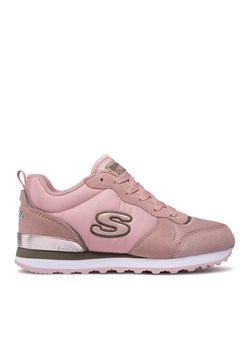Sneakersy Skechers Step N Fly 155287/MVE Różowy ze sklepu eobuwie.pl w kategorii Buty sportowe damskie - zdjęcie 181265984