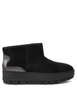 Śniegowce Tommy Hilfiger Metallic Suede Snowboot FW0FW07850 Czarny ze sklepu eobuwie.pl w kategorii Śniegowce damskie - zdjęcie 181268960