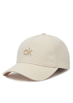 Czapka z daszkiem Calvin Klein Raised Embroidery K60K613118 Écru ze sklepu eobuwie.pl w kategorii Czapki z daszkiem damskie - zdjęcie 181273802