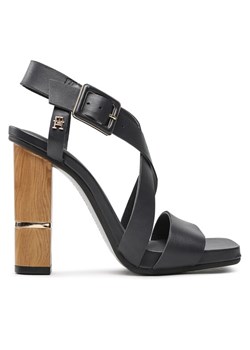 Sandały Tommy Hilfiger Hardware Block High Heel FW0FW07016 Granatowy ze sklepu eobuwie.pl w kategorii Sandały damskie - zdjęcie 181274980