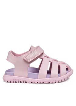 Sandały Geox B Sandal Fusbetto B556BA 000BC C8004 Różowy - id: 0000304616846 - marki Geox - 181279763 Sandały Geox B Sandal Fusbetto B556BA 000BC C8004 Różowy ze sklepu eobuwie.pl w kategorii Sandały dziecięce - zdjęcie 181279763