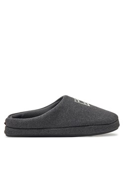 Kapcie Tommy Hilfiger FM0FM05227 Szary ze sklepu eobuwie.pl w kategorii Kapcie męskie - zdjęcie 181279784