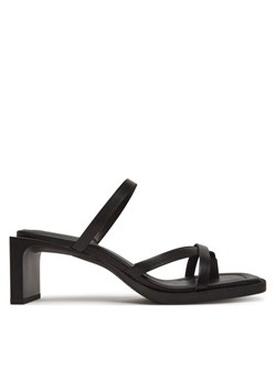 Klapki Tommy Jeans The Soho Sandal EN0EN02781 Czarny ze sklepu eobuwie.pl w kategorii Klapki damskie - zdjęcie 181280470
