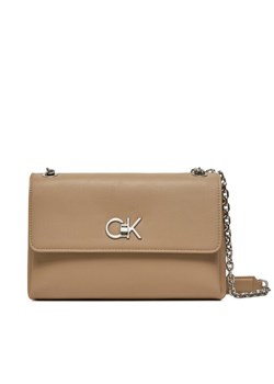 Torebka Calvin Klein Re-Lock Ew Conv Crossbody K60K611084 Beżowy ze sklepu eobuwie.pl w kategorii Kopertówki - zdjęcie 181281752