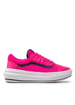 Tenisówki Vans Old Skool Over VN0A7Q5EPNK1 Różowy ze sklepu eobuwie.pl w kategorii Trampki damskie - zdjęcie 181291510