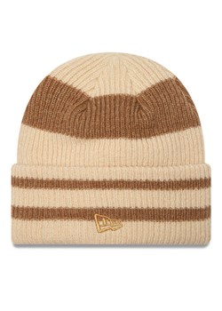 Czapka New Era Stripe Cuff Knit Beanie 60580764 Beżowy ze sklepu eobuwie.pl w kategorii Czapki zimowe damskie - zdjęcie 181293822