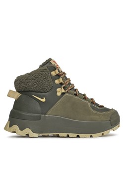 Sneakersy Nike City Classic Boot Prm Wp FD0211 300 Zielony ze sklepu eobuwie.pl w kategorii Buty trekkingowe damskie - zdjęcie 181296401