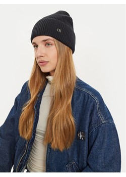 Czapka Calvin Klein K60K612592 Czarny ze sklepu eobuwie.pl w kategorii Czapki zimowe damskie - zdjęcie 181297010