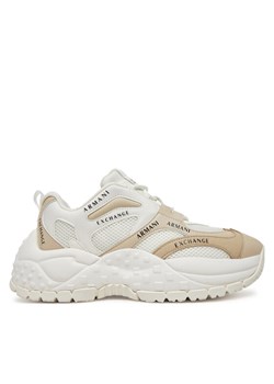 Sneakersy Armani Exchange XDX120 XV708 U626 Biały ze sklepu eobuwie.pl w kategorii Buty sportowe damskie - zdjęcie 181307363