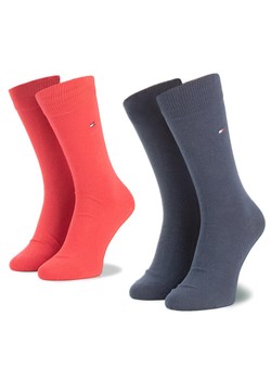 Zestaw 2 par wysokich skarpet męskich Tommy Hilfiger 371111 Granatowy ze sklepu eobuwie.pl w kategorii Skarpetki męskie - zdjęcie 181313311