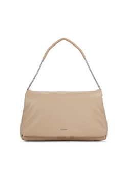 Torebka Calvin Klein Puffed Shoulder Bag K60K611539 Beżowy ze sklepu eobuwie.pl w kategorii Torby Shopper bag - zdjęcie 181313331