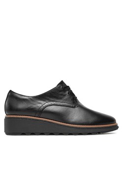 Oxfordy Clarks Sharon Rae 261754164 Czarny ze sklepu eobuwie.pl w kategorii Półbuty damskie - zdjęcie 181313624