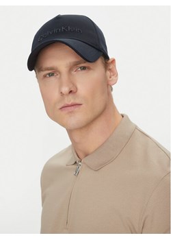Czapka z daszkiem Calvin Klein K50K511987 Granatowy ze sklepu eobuwie.pl w kategorii Czapki z daszkiem męskie - zdjęcie 181317494