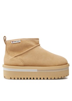 Śniegowce Tommy Jeans Tjw Suede Flatform Boot Wl EN0EN02599 Beżowy ze sklepu eobuwie.pl w kategorii Śniegowce damskie - zdjęcie 181324343