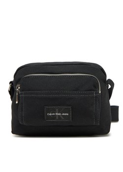 Saszetka Calvin Klein Jeans Workwear Camera Bag Frnt Pocket LV04G3092G Czarny ze sklepu eobuwie.pl w kategorii Saszetki - zdjęcie 181326041