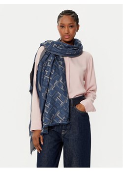 Szal Tommy Hilfiger Distinct Jacquard Scarf AW0AW16372 Niebieski ze sklepu eobuwie.pl w kategorii Szaliki i chusty damskie - zdjęcie 181332941