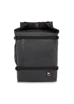 Plecak Tommy Jeans Tjm Daily + Rolltop Backpack AM0AM12120 Czarny ze sklepu eobuwie.pl w kategorii Plecaki - zdjęcie 181334994