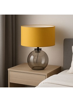 Szklana lampa stołowa z musztardowym abażurem LUTON ze sklepu Lysne w kategorii Lampy stołowe - zdjęcie 181851731