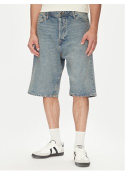 Jack&Jones Szorty jeansowe Iron 12272552 Niebieski Baggy Fit ze sklepu MODIVO w kategorii Spodenki męskie - zdjęcie 181888492
