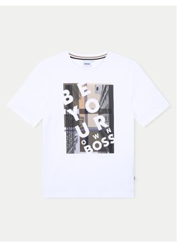 Boss T-Shirt J51217 D Biały Regular Fit ze sklepu MODIVO w kategorii T-shirty chłopięce - zdjęcie 181888511