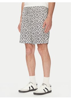 Jack&Jones Szorty materiałowe Jaiden 12277620 Szary Relaxed Fit ze sklepu MODIVO w kategorii Spodenki męskie - zdjęcie 181888570