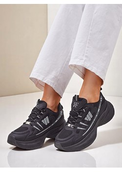 Royalfashion Sportowe sneakersy damskie na grubszej podeszwie Roality ze sklepu royalfashion.pl w kategorii Buty sportowe damskie - zdjęcie 181908891