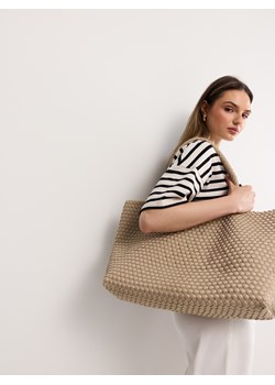 Mohito - Torebka shopper z kosmetyczką - beżowy ze sklepu Mohito w kategorii Torby Shopper bag - zdjęcie 181910133