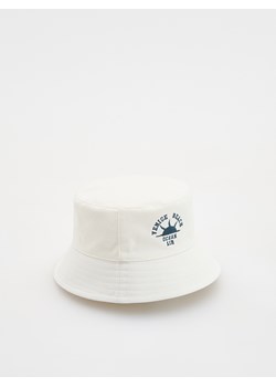 Reserved - Bawełniany bucket hat - złamana biel ze sklepu Reserved w kategorii Czapki dziecięce - zdjęcie 181913762