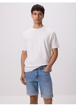 Reserved - Jeansowe szorty slim fit - niebieski ze sklepu Reserved w kategorii Spodenki męskie - zdjęcie 181915353