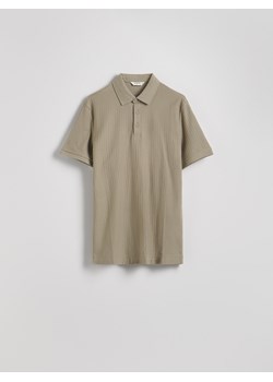 Reserved - Strukturalne polo regular fit - beżowy ze sklepu Reserved w kategorii T-shirty męskie - zdjęcie 181917591