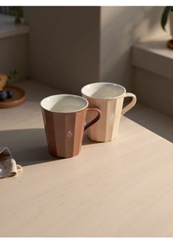 Sinsay - Kubki w dwóch różnych kolorach 2 pack - beżowy ze sklepu Sinsay w kategorii Kubki - zdjęcie 181930051