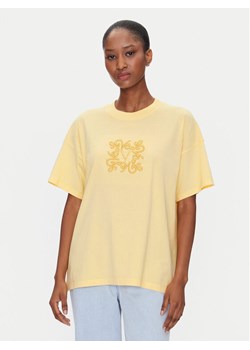ViCOLO T-Shirt RD0119 Żółty Regular Fit ze sklepu MODIVO w kategorii Bluzki damskie - zdjęcie 181945521