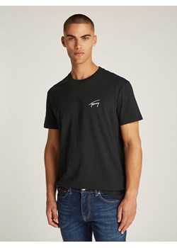 TOMMY JEANS Koszulka w kolorze czarnym ze sklepu Limango Polska w kategorii T-shirty męskie - zdjęcie 181948701