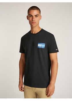 TOMMY JEANS Koszulka w kolorze czarnym ze sklepu Limango Polska w kategorii T-shirty męskie - zdjęcie 181948712