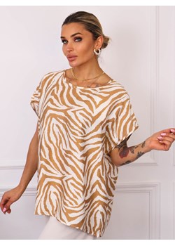 T-SHIRT OVERSIZE W ZEBRĘ Z OZDOBNYMI CYRKONIAMI- BRĄZOWY ze sklepu olika.com.pl w kategorii Bluzki damskie - zdjęcie 181952943