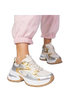 Złote sneakersy sportowe na grubej podeszwie złoty ze sklepu ButyModne.pl w kategorii Buty sportowe damskie - zdjęcie 181955243