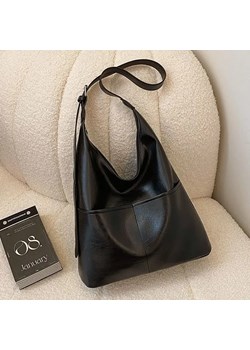 Skórzana torba na ramię z kieszeniami - Czarny ze sklepu Intimica.pl w kategorii Torby Shopper bag - zdjęcie 181959963