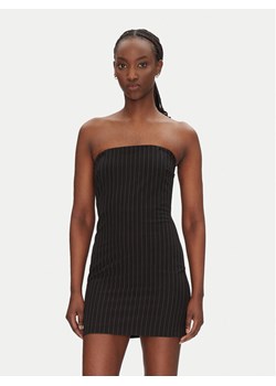 Patrizia Pepe Sukienka koktajlowa 8A1342/A457-F1OO Czarny Slim Fit ze sklepu MODIVO w kategorii Sukienki - zdjęcie 181969482