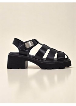 Royalfashion Damskie sandały w stylu rzymianek Bratz ze sklepu royalfashion.pl w kategorii Sandały damskie - zdjęcie 181971952